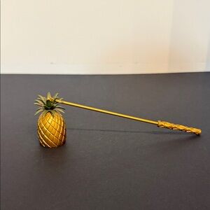 Vintage PartyLite Island Escape Metal Pineapple Candle Snuffer